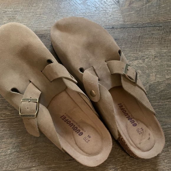 SUEDE CLOGS - Picture 1 of 5